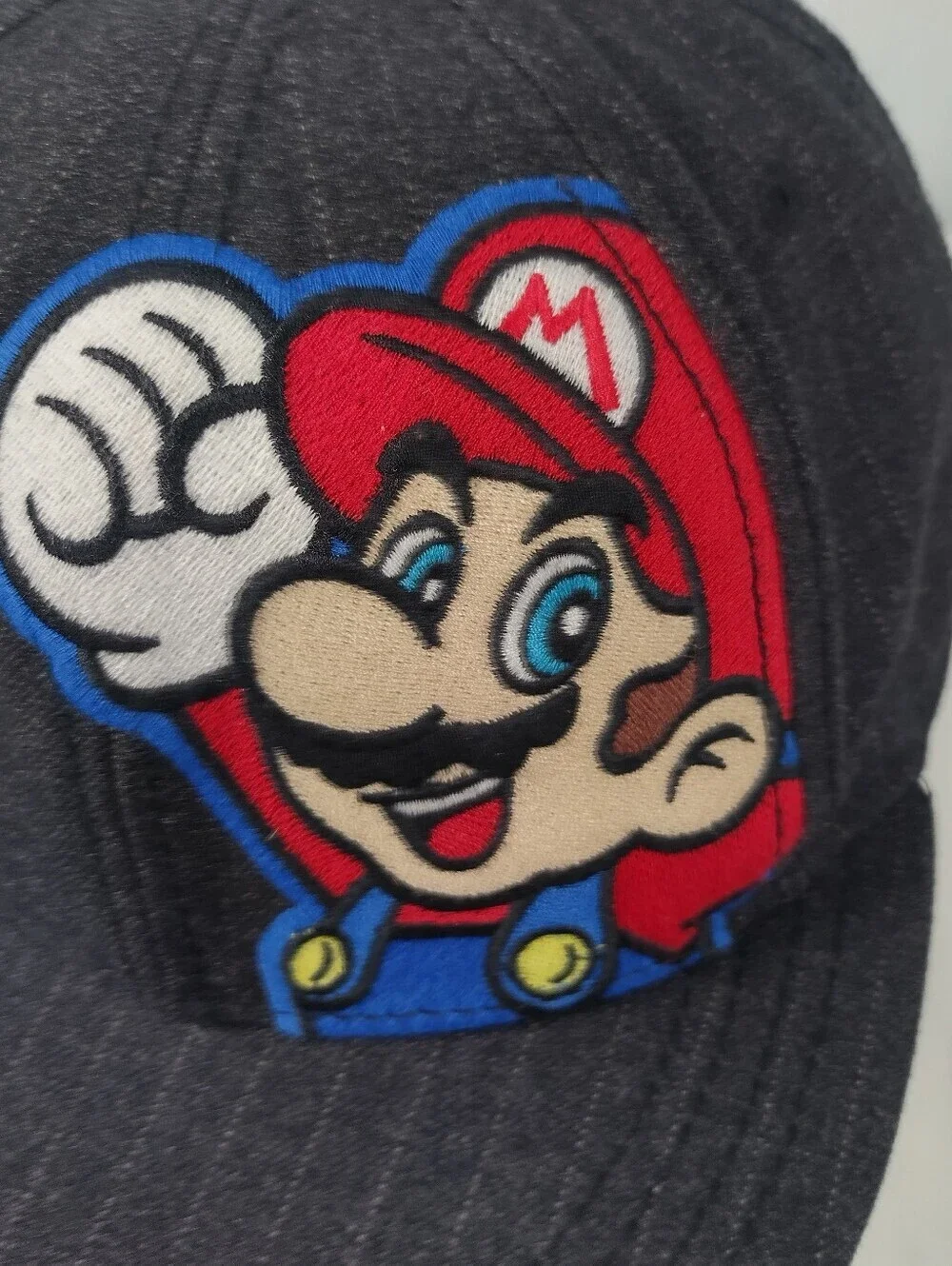 Super Mario Bros Hat (Nintendo) Black Pin-Striped Youth Small/Medium